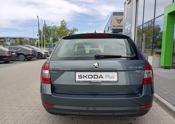 Skoda Octavia cena 57900 przebieg: 131271, rok produkcji 2019 z Ustroń małe 466